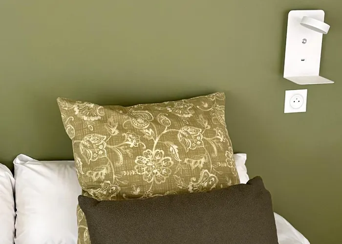 La Demeure De L'aubance Bed & Breakfast 3*